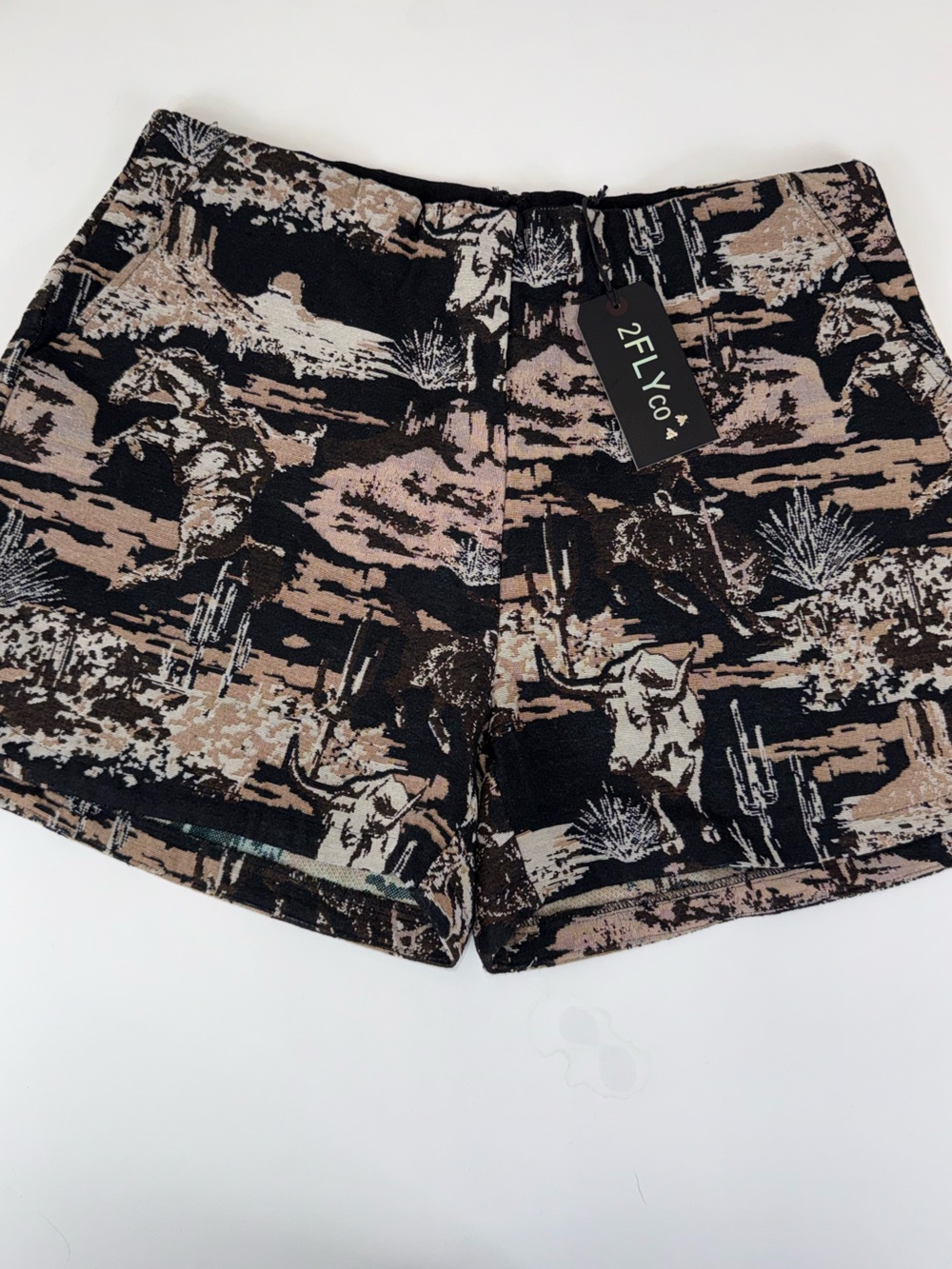 2FLyCo Women’s Black & Tan Desert Print Athletic Shorts - Picture 1 of 6